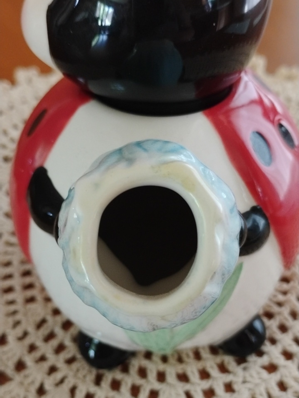 Burton And Burton Ladybug Ceramic Teapot 2005 - Picture 9 of 9
